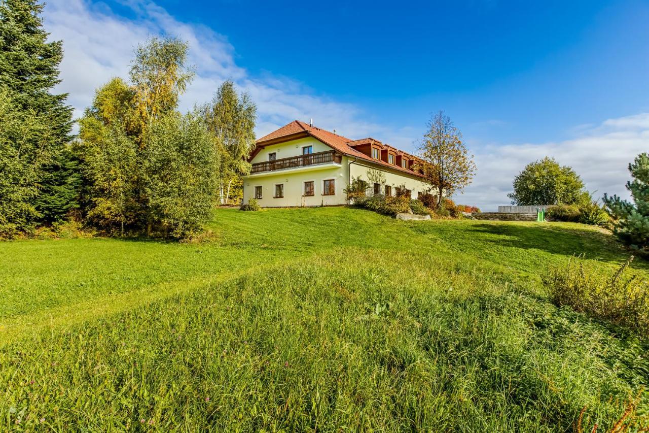 Benesovka Apartamento Vacov Exterior foto