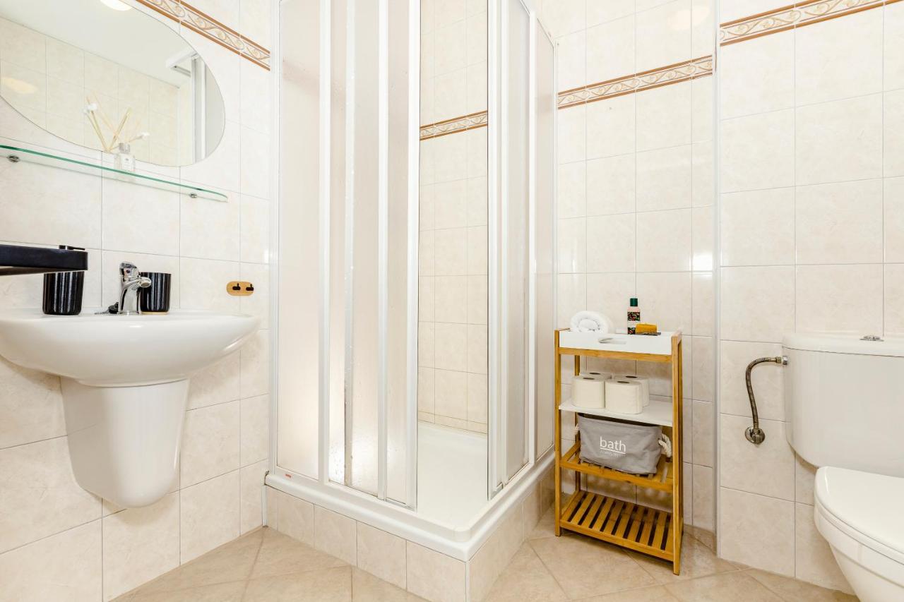 Benesovka Apartamento Vacov Exterior foto