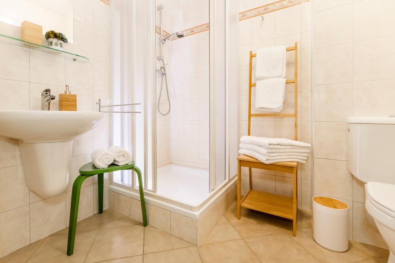 Benesovka Apartamento Vacov Exterior foto