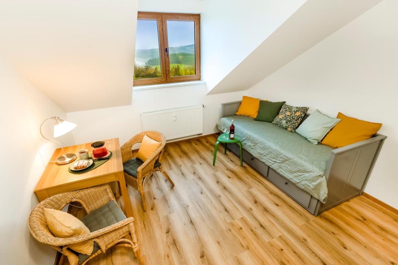 Benesovka Apartamento Vacov Exterior foto