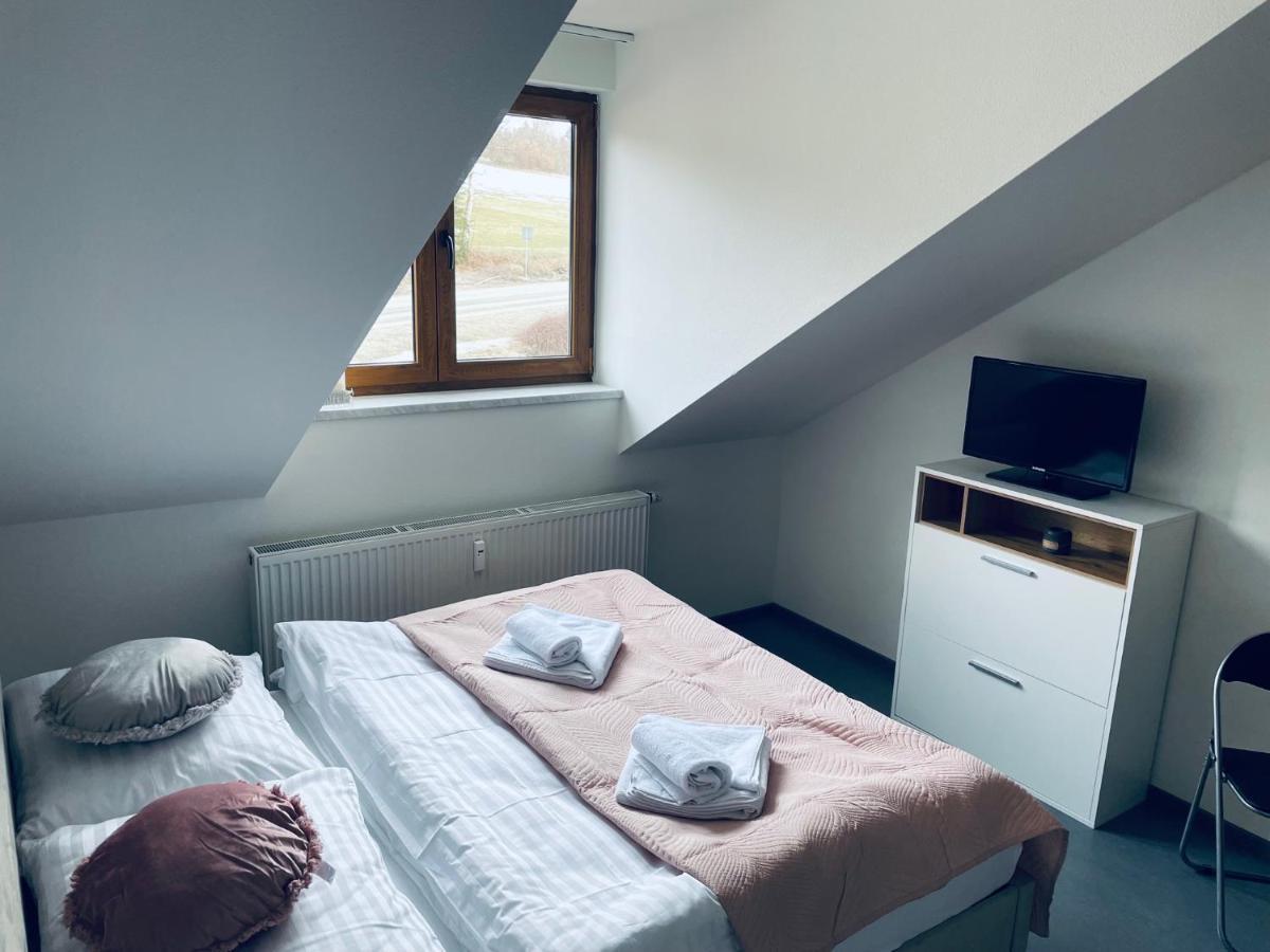 Benesovka Apartamento Vacov Exterior foto