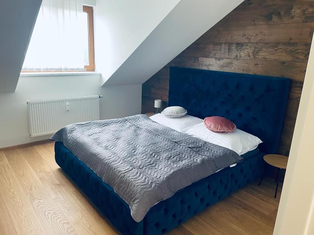 Benesovka Apartamento Vacov Exterior foto